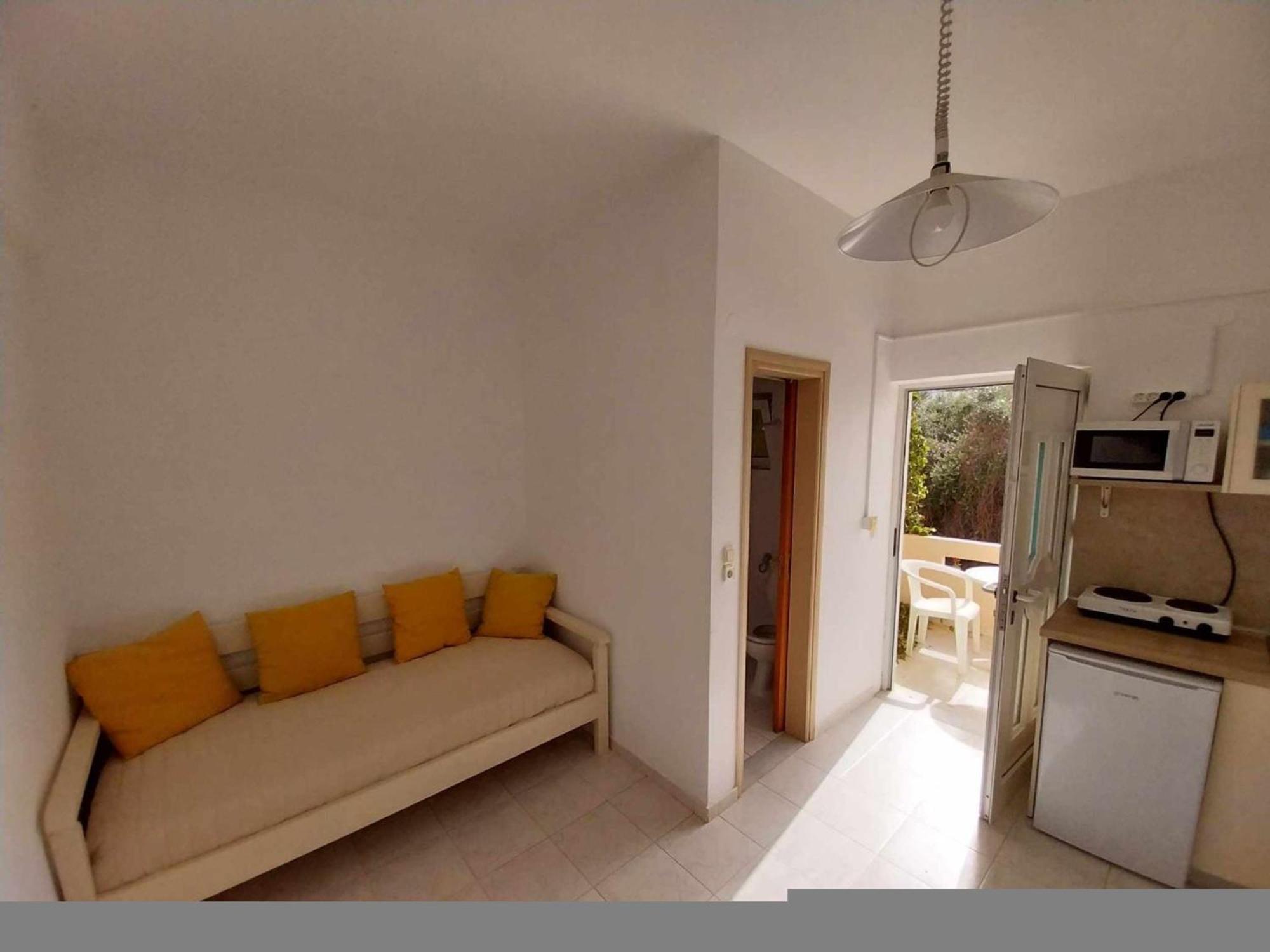 Litinas Apartments With Pool Agia Marina  Exterior photo