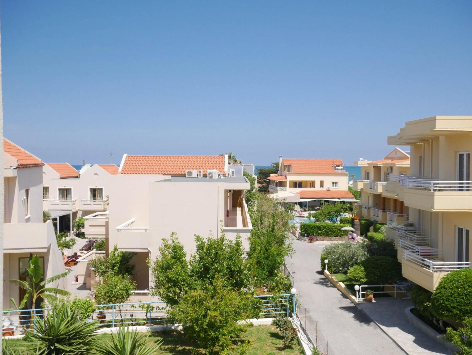 Litinas Apartments With Pool Agia Marina  Exterior photo